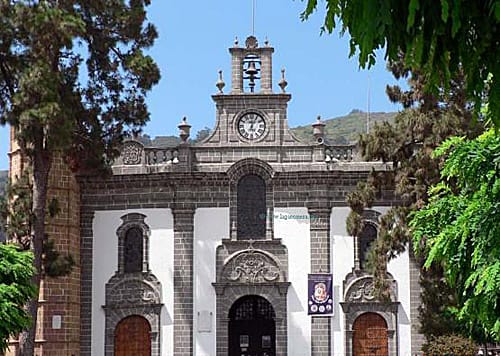 Teror, hogar de la Virgen del Pino Teror, hogar de la Virgen del Pino