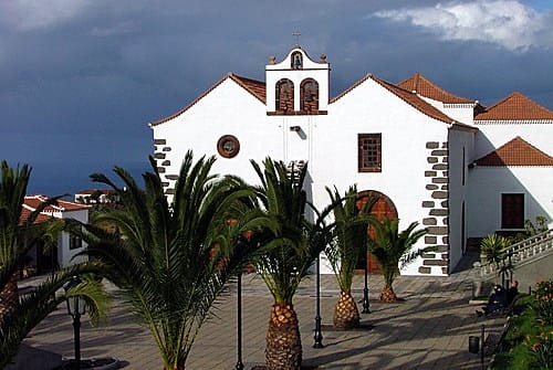 Iglesia de Nuestra Señora de la Luz y Santo Domingo de Guzman